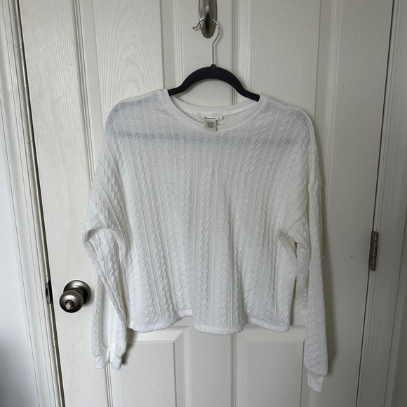 NWOT Urban Romantics - White Knit Long Sleeve Cropped Sweater - Picture 2 of 4